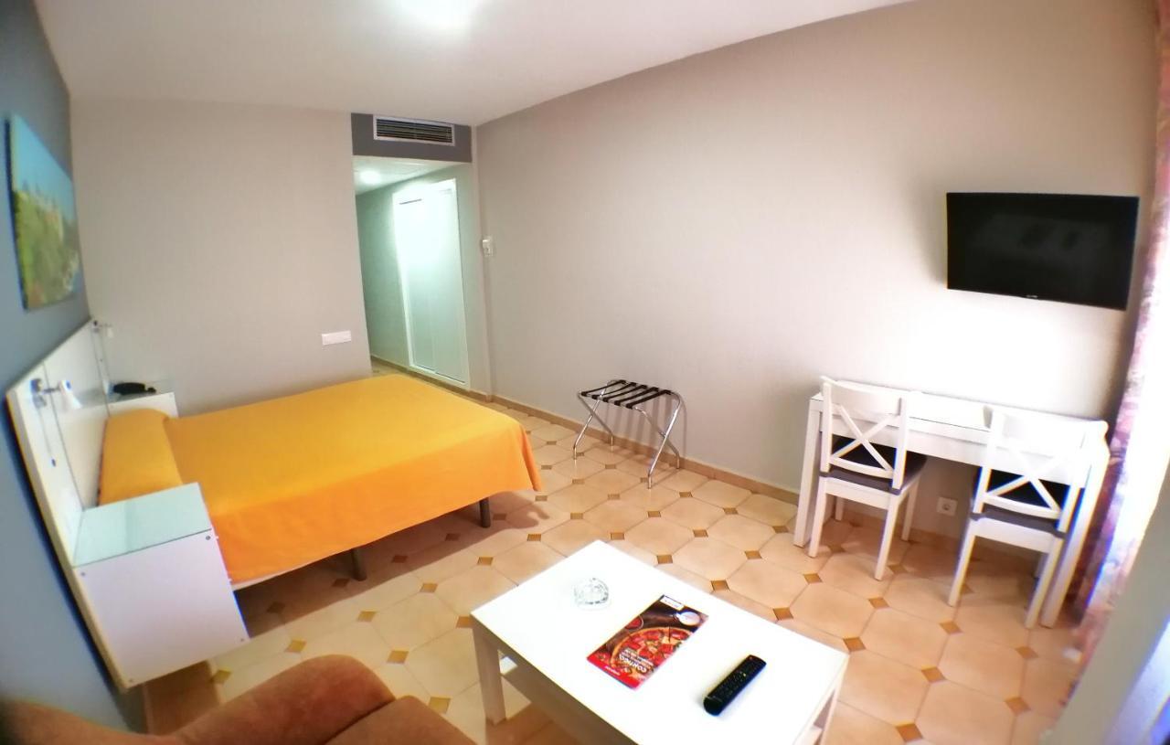 Apartamentos Resitur Sevilla Eksteriør bilde