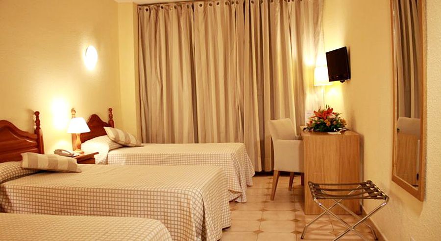 Apartamentos Resitur Sevilla Eksteriør bilde