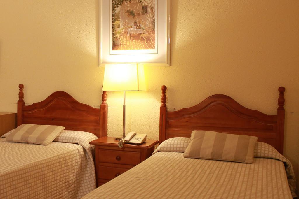 Apartamentos Resitur Sevilla Eksteriør bilde