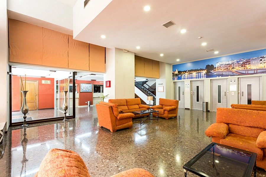 Apartamentos Resitur Sevilla Eksteriør bilde